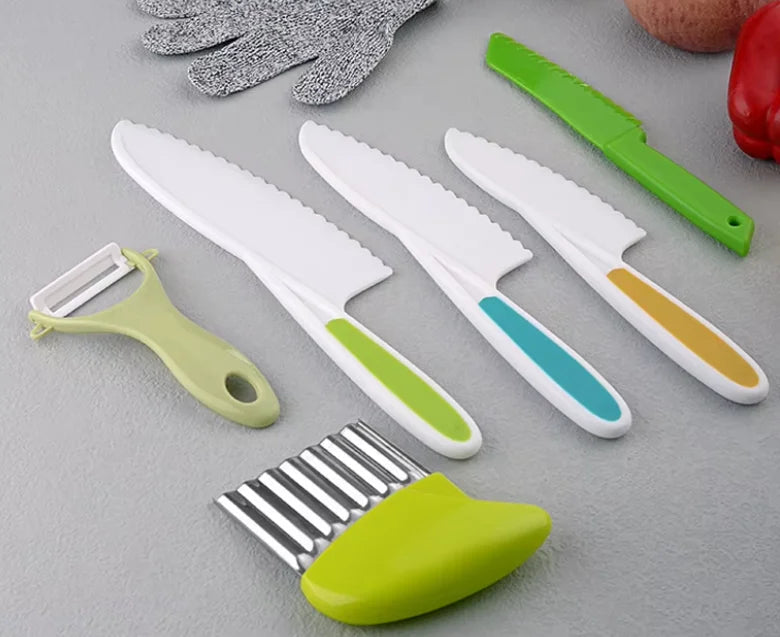 Children's Stainless Steel Fruit Knife Set Plastic Wood Safe Chopping Board Early Education Toddler Toy Disposable Hand Safety