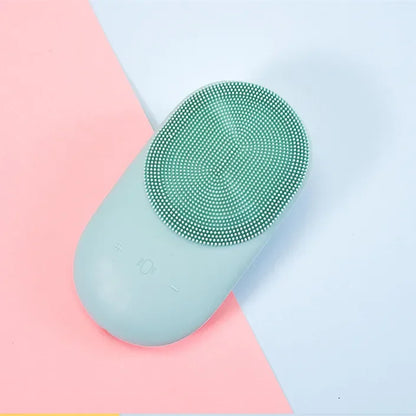 High Quality Skin Cleanser Facial Cleansing Brush USB Charging Electric Face Cleansing Brush Electric Beauty Product