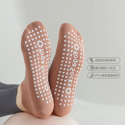 Boneless Custom Logo Grip Barre Trampoline Socks Pilates Non Slip Yoga Ballet Socks Compression Cotton Low Cut  Ankle  Socks