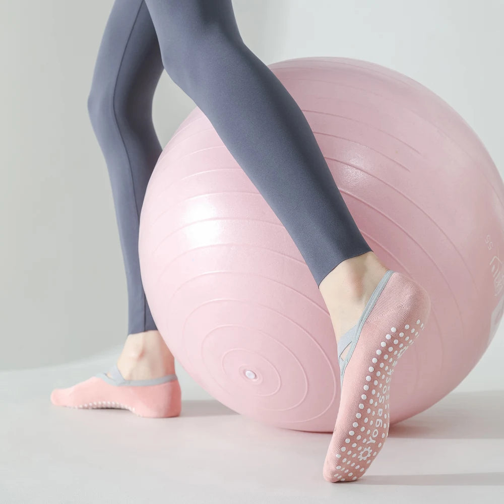 Boneless Custom Logo Grip Barre Trampoline Socks Pilates Non Slip Yoga Ballet Socks Compression Cotton Low Cut  Ankle  Socks