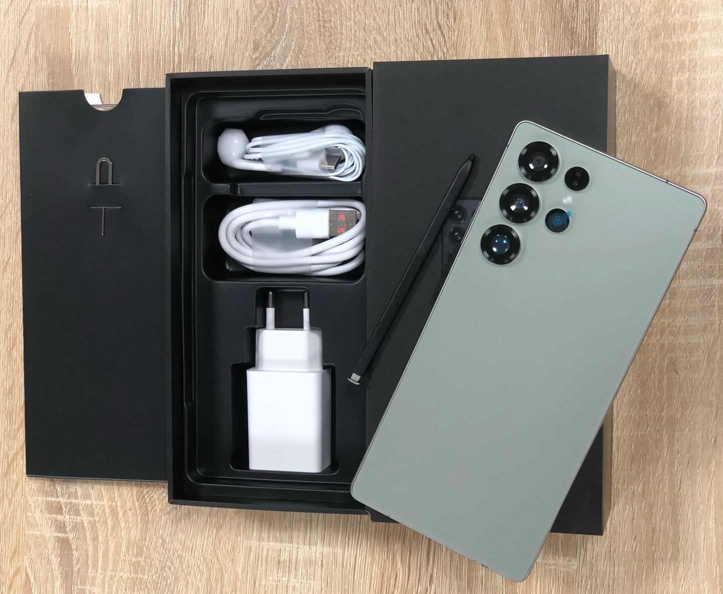 High Configuration S25 Ultra Better Quality 7.3Inch 22GB+1TB Long Standby 5G Android15 Dual SIM Face Recognition Mobile Phone