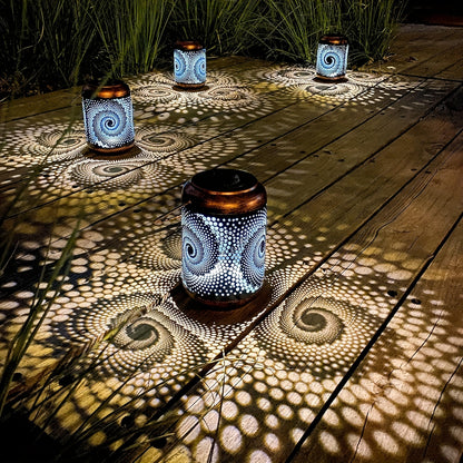 1pc Solar Lanterns Outdoor Hanging Lights, Hollow Out Metal Decorative Lanterns, Waterproof LED Decorative Garden Lights - Patio Exquisite Garden Decoration