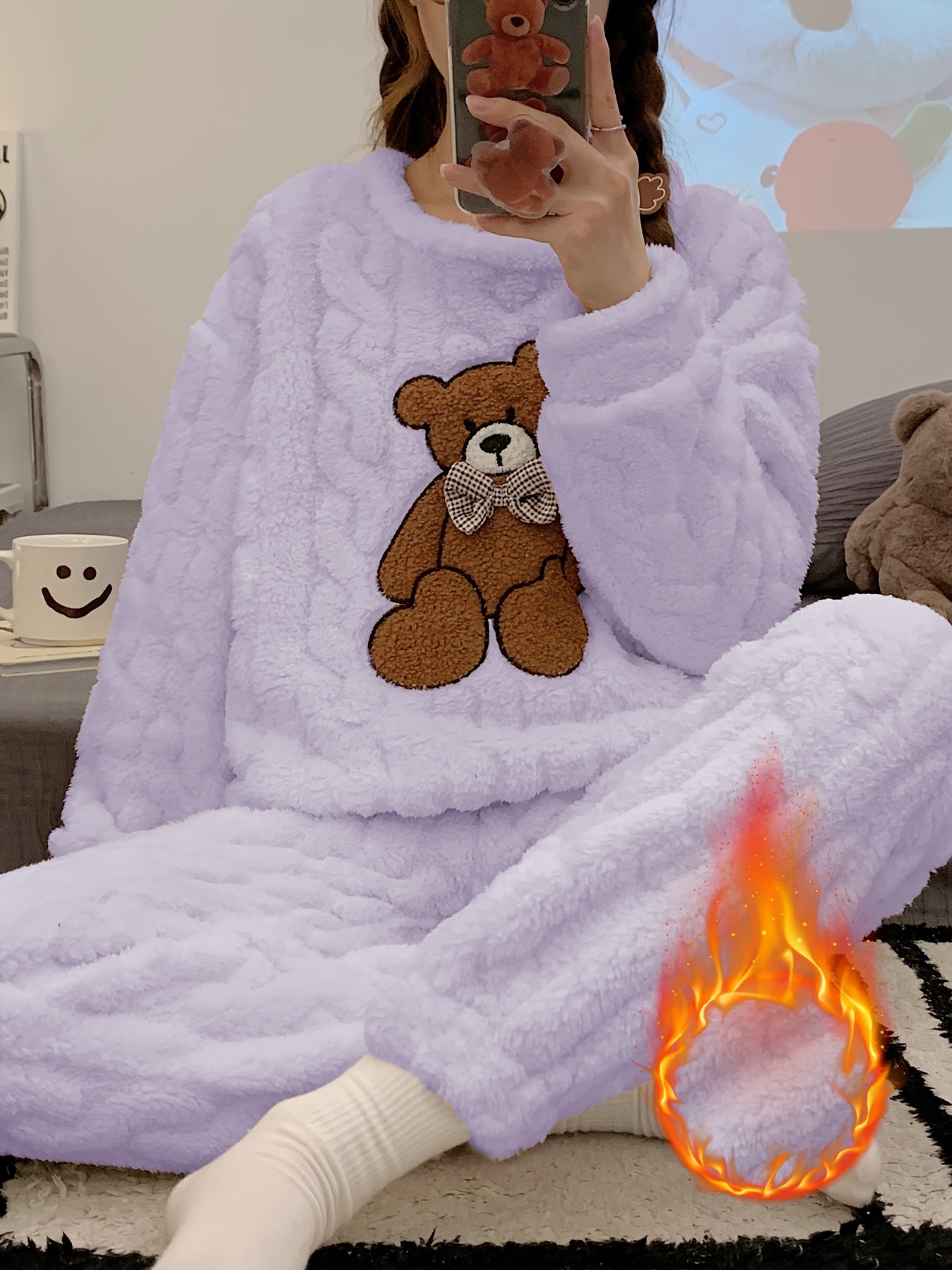 New Autumn and Winter Thick Warm Pajama Set with Jacquard Velvet Long-Sleeve Bear Top and Flannel Pants for Winter