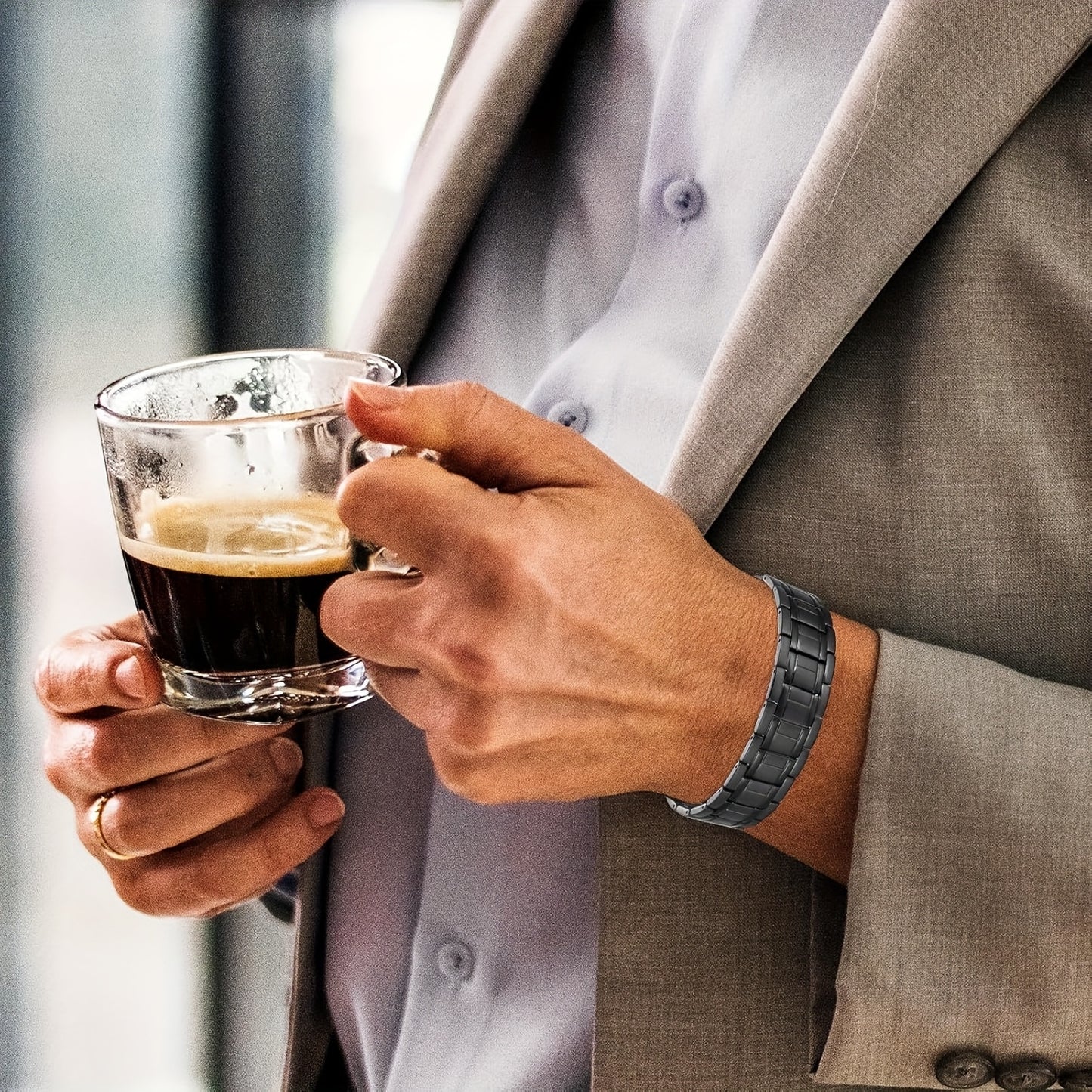 1pc Men's Titanium Steel Magnetic Bracelet with 3500 Gauss Magnets – Black Textured Design, Stylish Father's Day Gift for Men, Wellness Accessory | Sophisticated Style | Durable Jewelry, Magnetic Jewelry