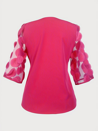 Blusa elegante com ombros à mostra, painel de tule transparente e detalhe de atar na cintura - Cor sólida chique, mangas curtas, lavável à máquina - Perfeita para looks elegantes.