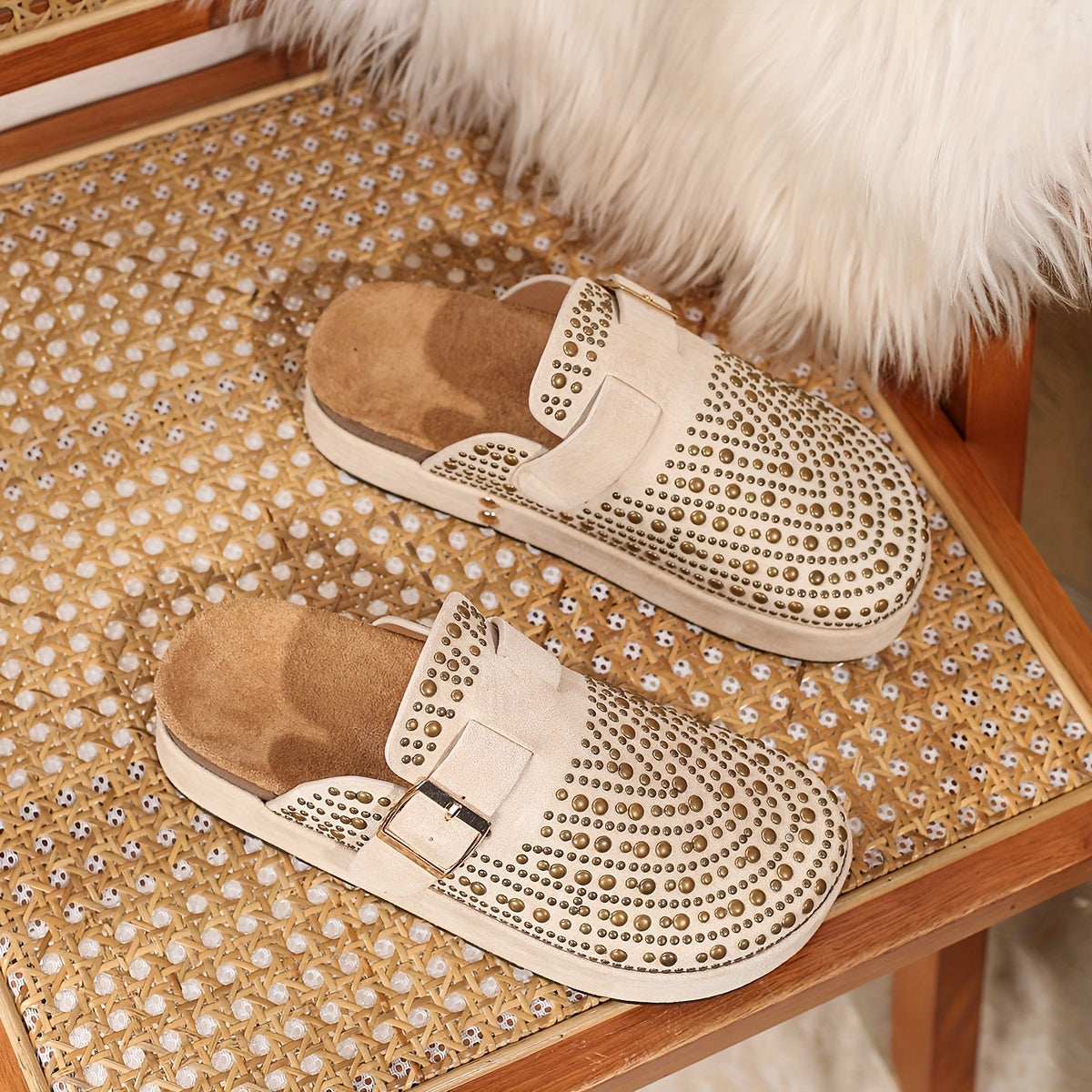 2025 Summer New Rhinestone Vacation Style Casual Slip-On Thick Sole Beach Mules