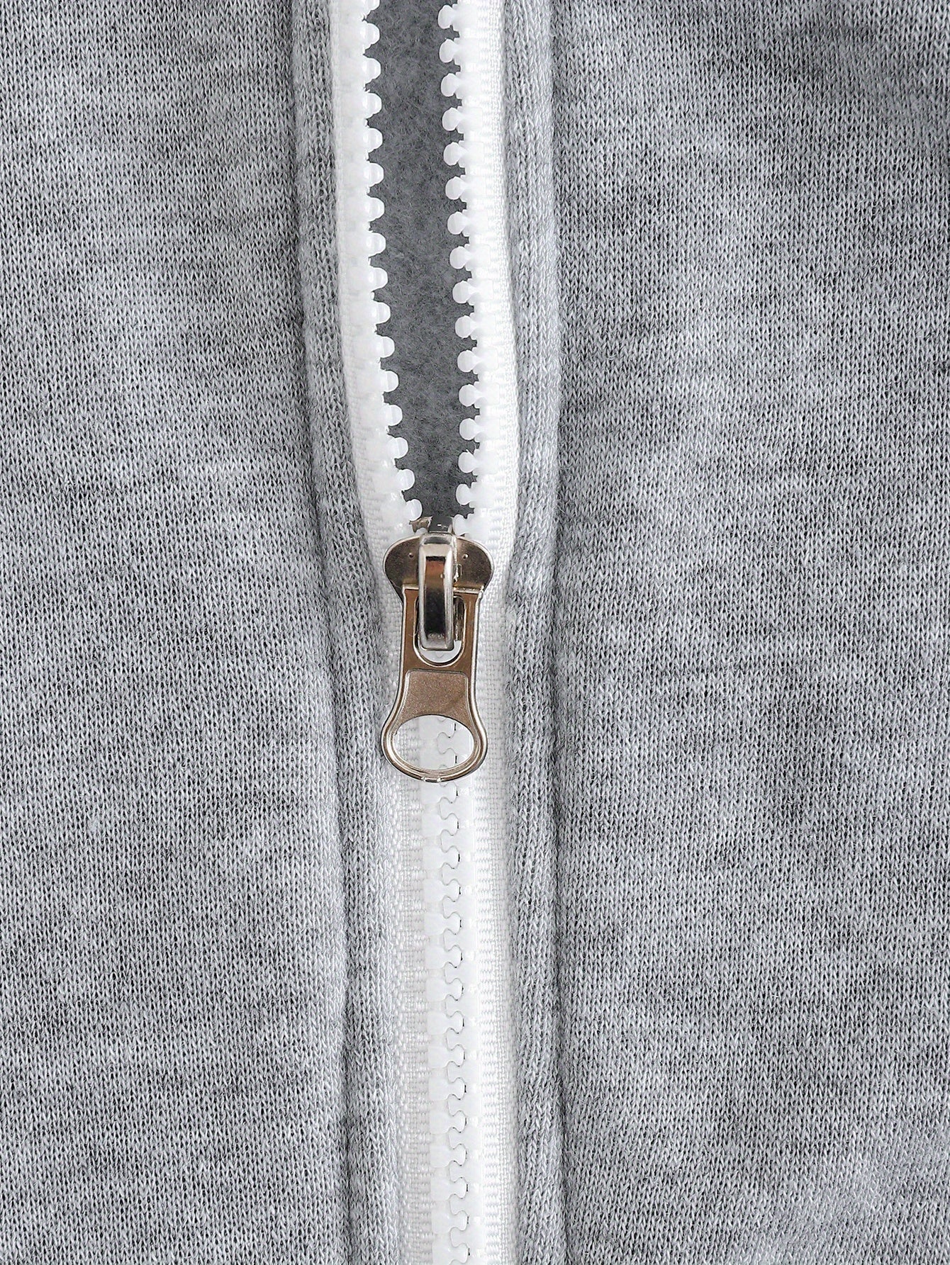 Boys' Autumn/Winter New Three-Piece Set with Mickey Mouse Classic Cartoon Print Long-Sleeve Round Neck Hoodie and Zip-Up Sleeveless Top, Matching Printed Sweatpants - Fleece-Lined Thickened Warm Comfortable Outfit for Parties