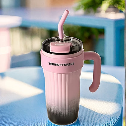 Copo térmico de aço inoxidável de 780ml/28oz com pega, copo de café com isolamento a vácuo de camada dupla, à prova de fugas e quedas, com tampa e palhinha, presente perfeito para amigos, adequado para atividades ao ar livre, campismo e trilhos.