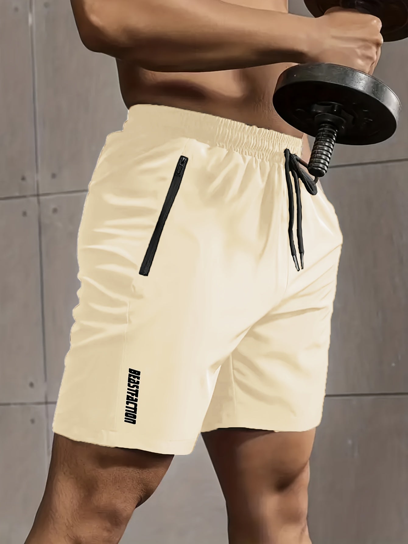 A Pair of Men'S Casual And Minimalist Style Comfortable Shorts, Featuring Letter Print Pockets And Drawstrings, Suitable for Summer Outdoor Fitness Wear, Quick-Drying Comfortable Shorts with Slightly Stretchy Elastic Waistban
