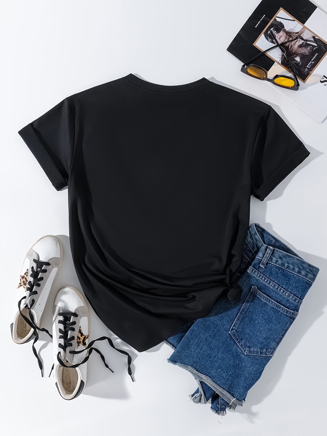 Heart Print T-shirt, Casual Short Sleeve Crew Neck Top For Spring & Summer, Women's Clothing