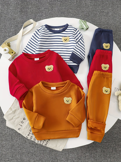A Set of Three Fleece Hoodies for Baby Boys, Packaged in Six Pieces, Featuring a Cute Bear Patch. Perfect for Outdoor Wear During The Autumn And Winter Seasons, Making It a Great Gift for Children.