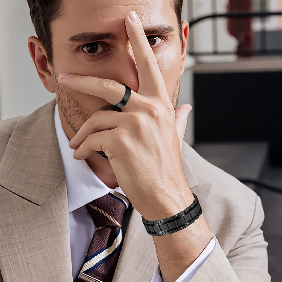 1pc Men's Titanium Steel Magnetic Bracelet with 3500 Gauss Magnets – Black Textured Design, Stylish Father's Day Gift for Men, Wellness Accessory | Sophisticated Style | Durable Jewelry, Magnetic Jewelry