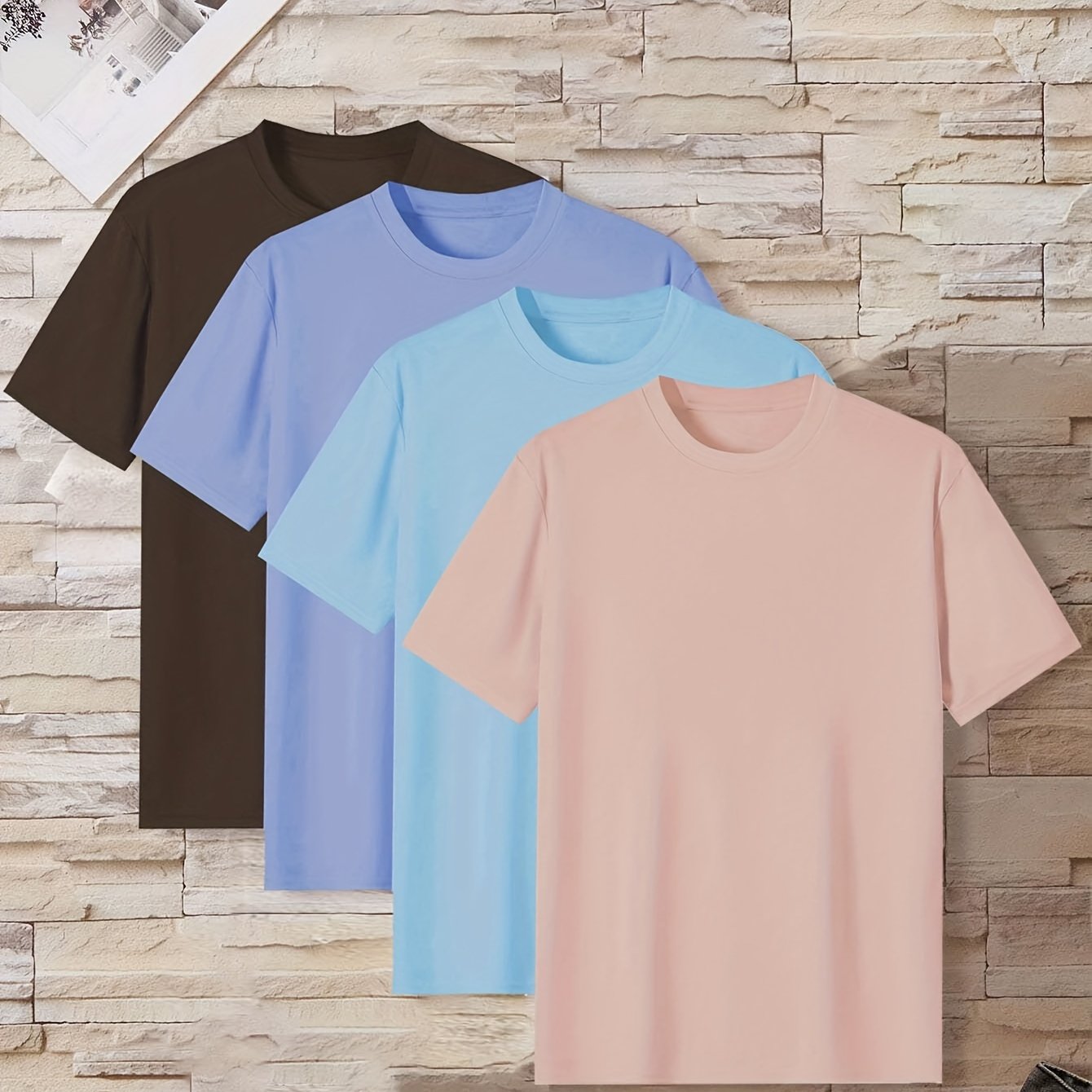 Conjunto de 4 t-shirts casuais para homem de cor sólida, estilo simples, manga curta e gola redonda, ideais para usar em casa, como pijama ou para atividades ao ar livre no verão.