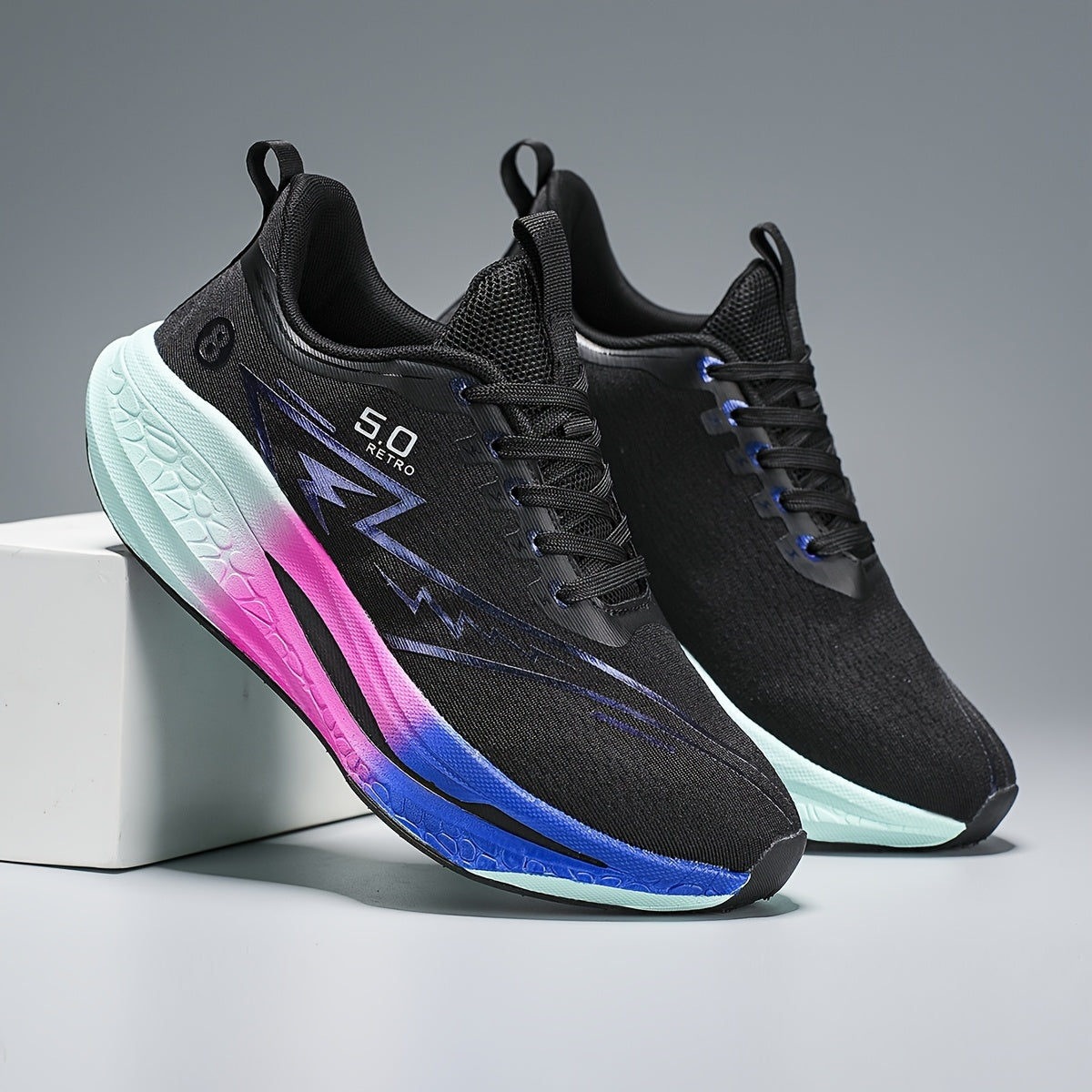 Ténis clássico, ultraleve e respirável para caminhadas e trilhos, ideal para casais. Versátil, elegante e confortável para desporto e corrida em asfalto.