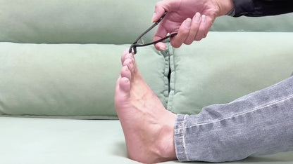 Kit com 6 Cortadores de Unhas Resistentes, Lâmina Curva Inclinada para Unhas Encravadas e Unhas das Mãos, com Mandíbula Larga, Cabo Longo, Lâmina Curva e Design à Prova de Salpicos, Cortadores de Unhas Angulados para Idosos, Homens e Mulheres