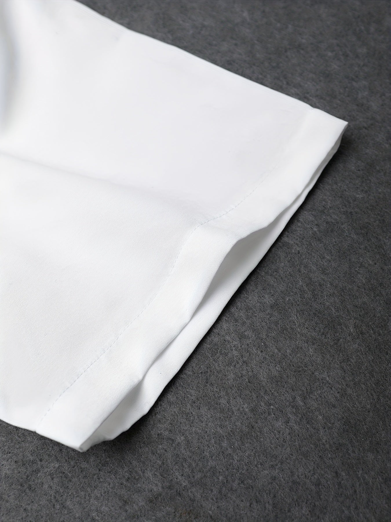 Camisa criativa para homem com estampado gráfico de rosas e letras "BEAUTIFUL", manga curta e lapela, em tecido sem elasticidade, ideal para o verão.