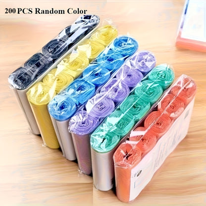 5 rolos com 200 sacos de lixo grandes e grossos cada, ideais para limpeza doméstica, da cozinha, do escritório e exterior! Perfeitos para presentes de Halloween e Natal.