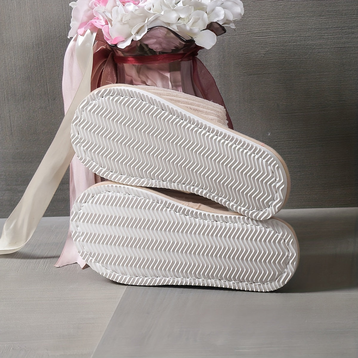 Cute Bowknot Soft Sole Fuzzy Slippers, Winter Cozy & Warm Slip On Plush Shoes, Comfy Closed Toe Home Slippers