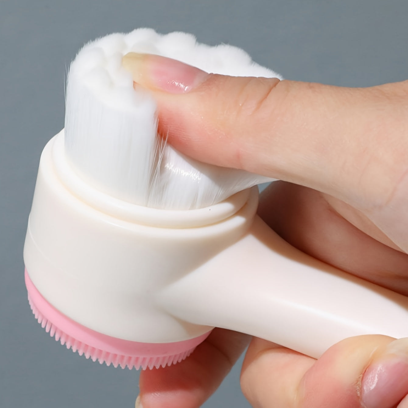 1pc multi-functional double-sided silicone cleaning surface and soft hair surface brush, cleansing brush and skin exfoliating scrub pore cleanser