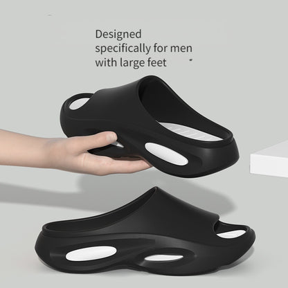 Chinelo de homem tamanho grande antiderrapante em EVA - Design bicolor preto e branco, sola acolchoada confortável para uso casual diário.