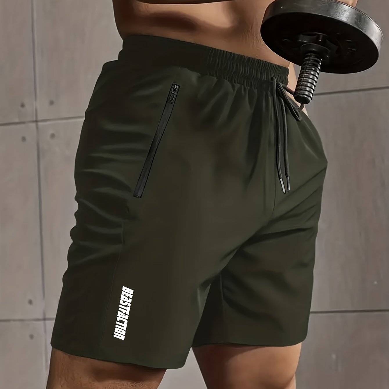 A Pair of Men'S Casual And Minimalist Style Comfortable Shorts, Featuring Letter Print Pockets And Drawstrings, Suitable for Summer Outdoor Fitness Wear, Quick-Drying Comfortable Shorts with Slightly Stretchy Elastic Waistban