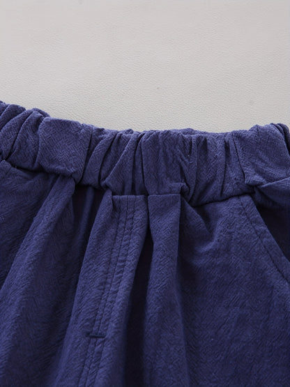 Conjunto casual para bebé menino - Camisola de manga curta e calções com estampado de penas - Conjunto infantil de 2 peças para atividades ao ar livre