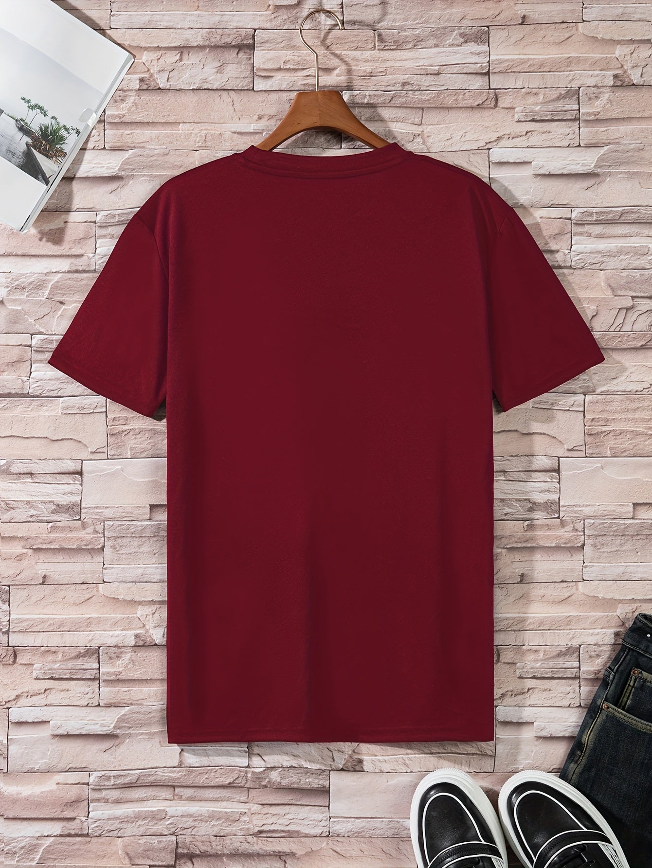Conjunto de 4 t-shirts casuais para homem de cor sólida, estilo simples, manga curta e gola redonda, ideais para usar em casa, como pijama ou para atividades ao ar livre no verão.